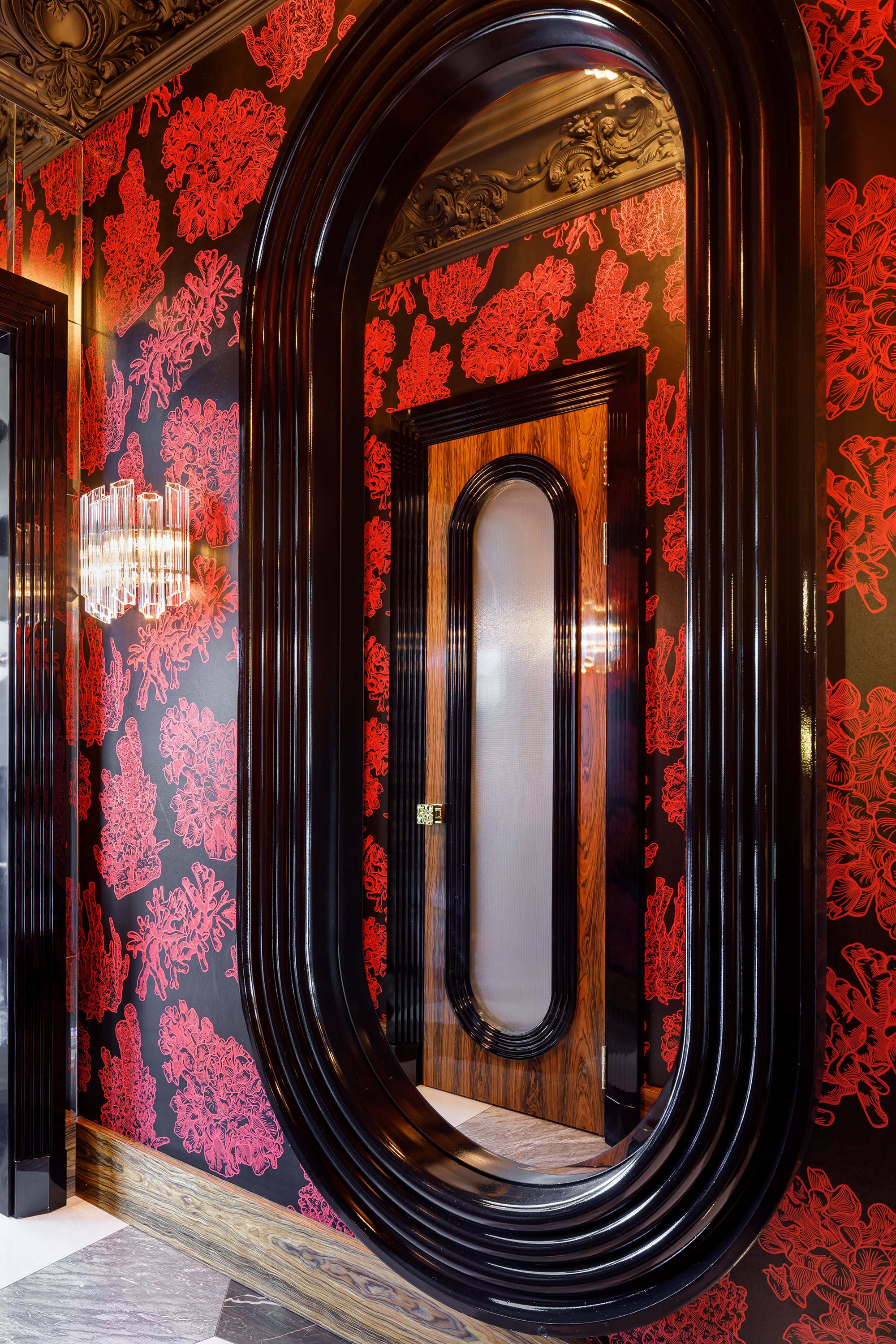 Интерьер ресторана Cristal&nbsp;

в Санкт-Петебруге на Синопской набережной&nbsp;
